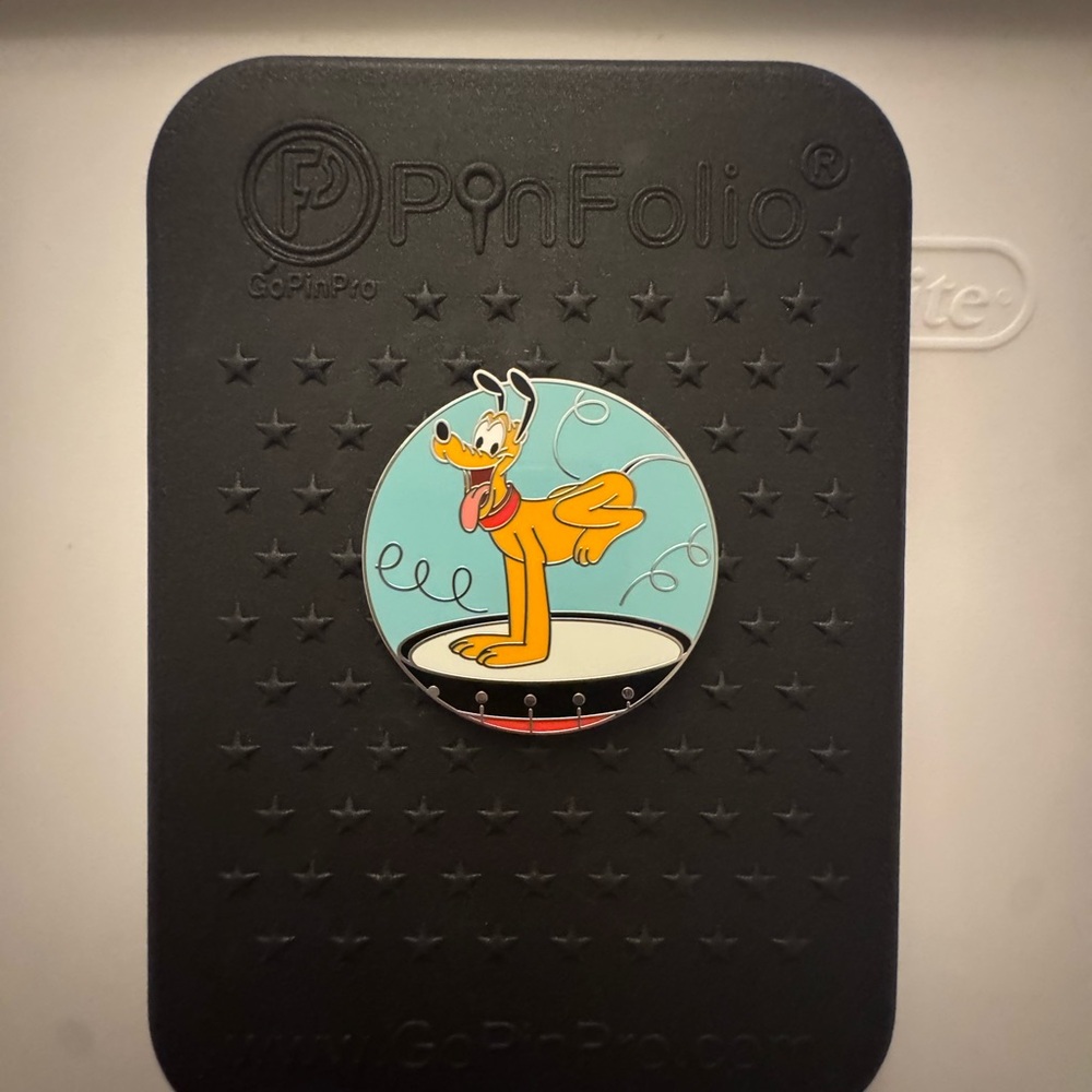 Disney Pluto Pin
